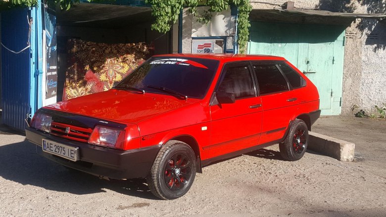 Лада 2109 красная