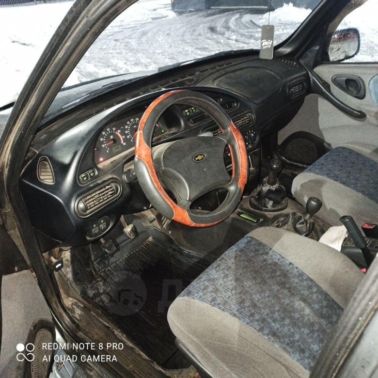 Нива шевроле 2004