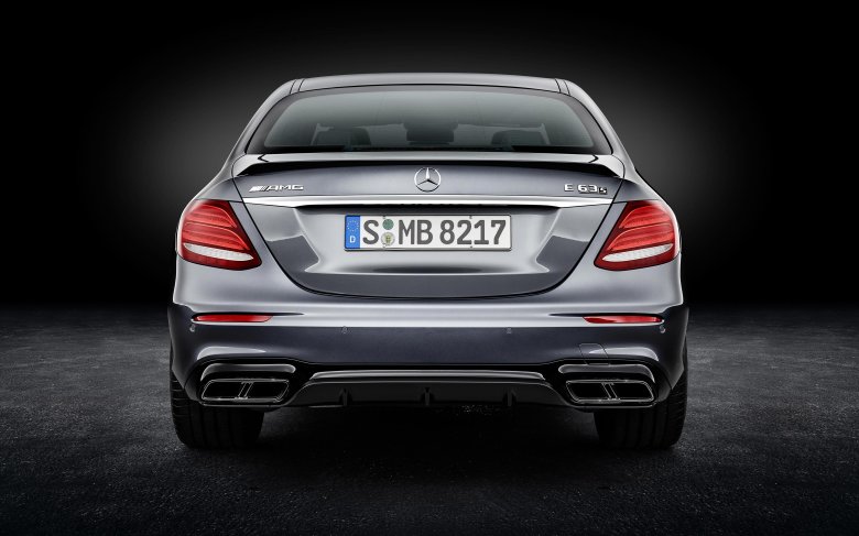 Mercedes benz e63s amg