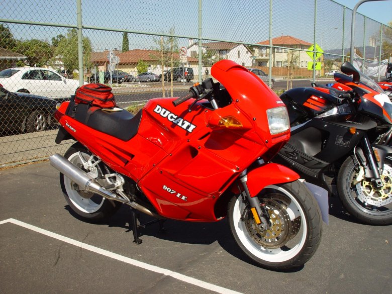 Ducati 900 ss
