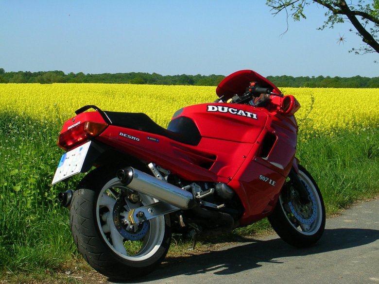 Ducati 907