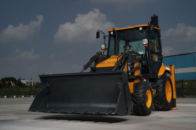 Экскаватор погрузчик cukurova 888