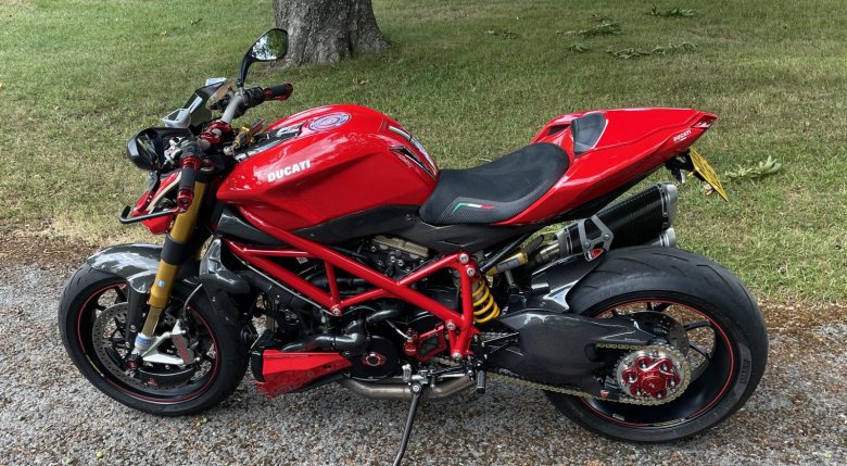 Ducati streetfighter 1098s