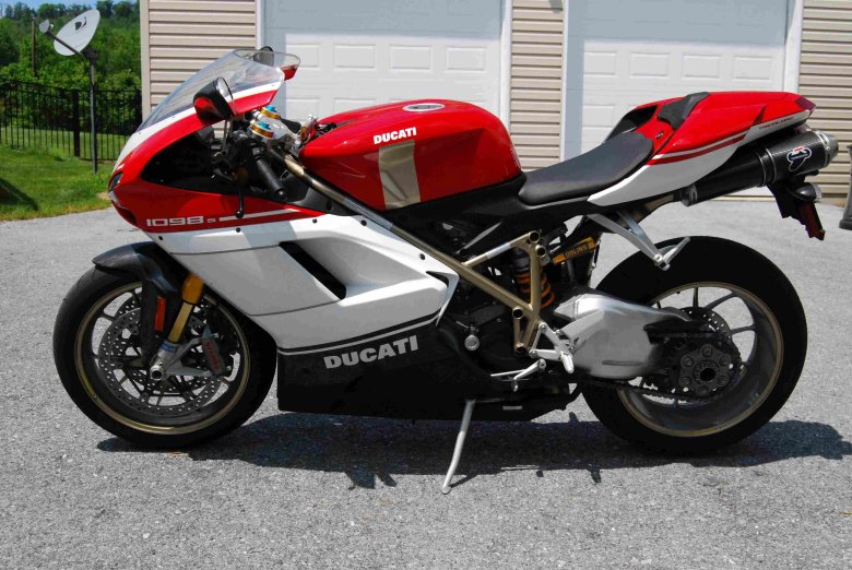 Ducati motor holding spa
