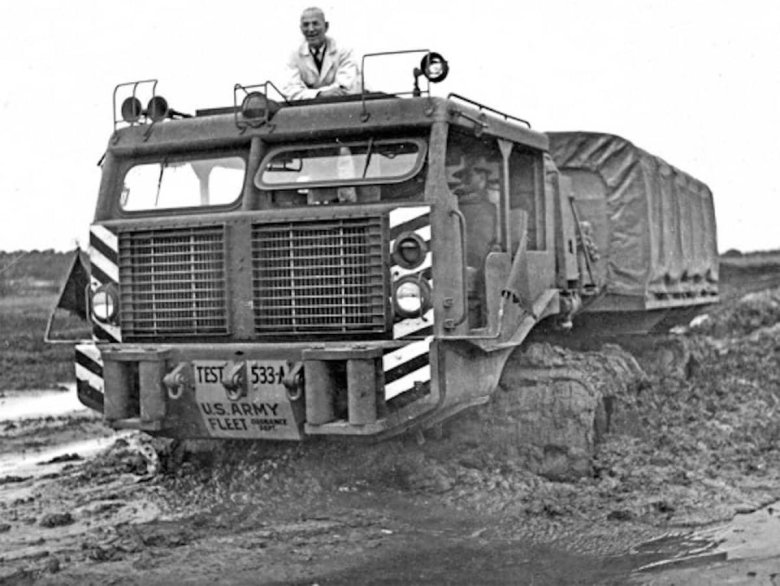 Стерлинг т26 тягач