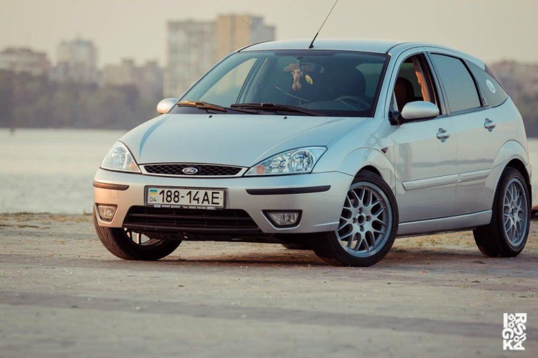 Ford focus 2002 хэтчбек