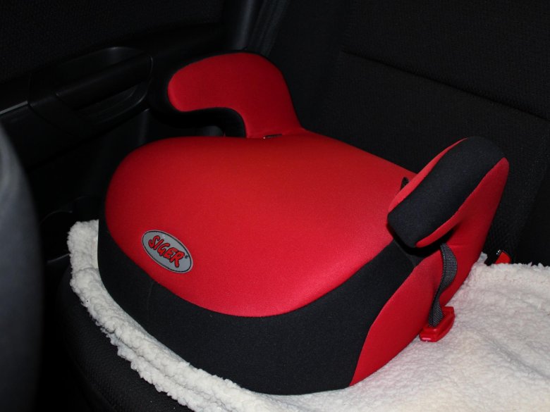 Бустер детский автомобильный