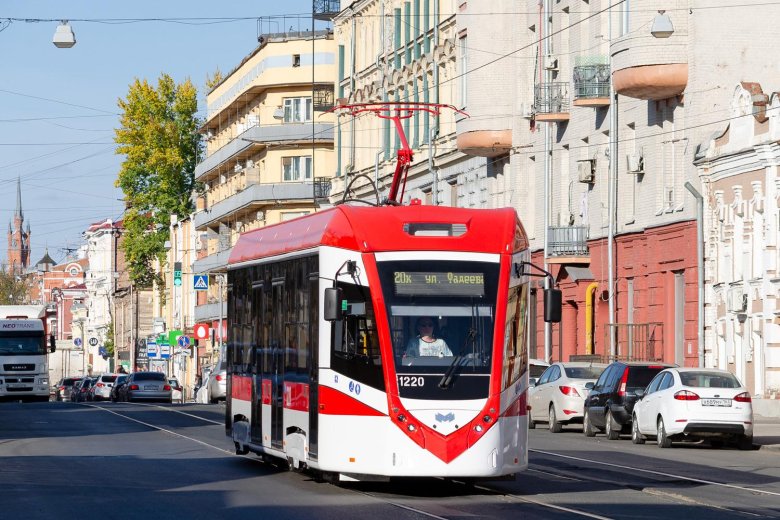 Трамвай бкм т 811