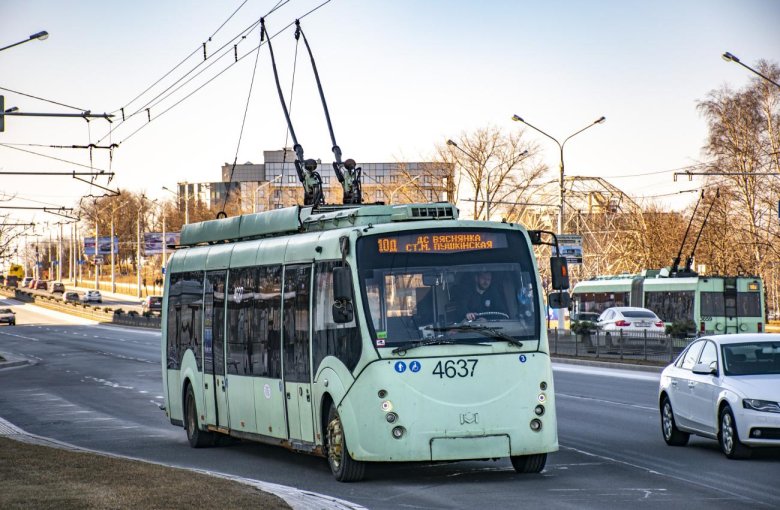 Аксм 42003 троллейбус