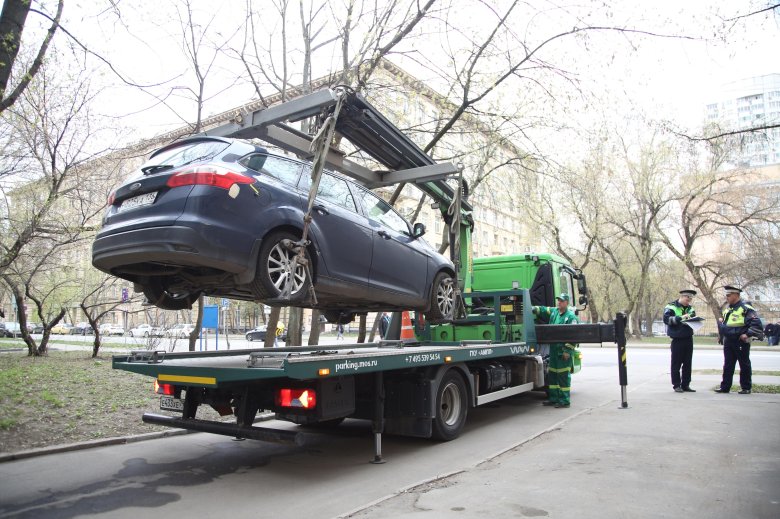 Эвакуировали машину