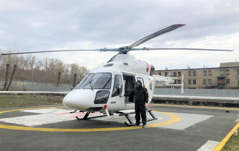 Медицинский вертолет ансат