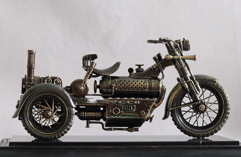 Стимпанк пароцикл