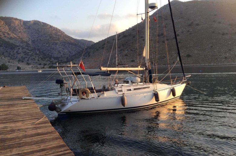 Катамаран моторный