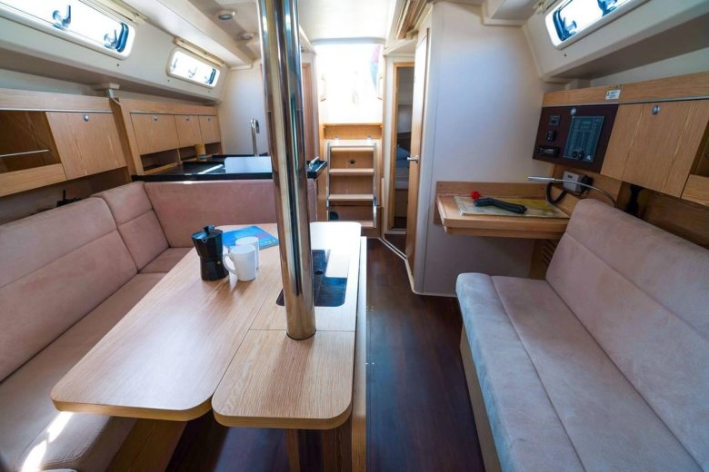 Шикарная яхта