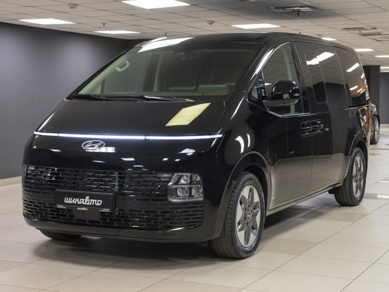 Hyundai staria 2021 2024