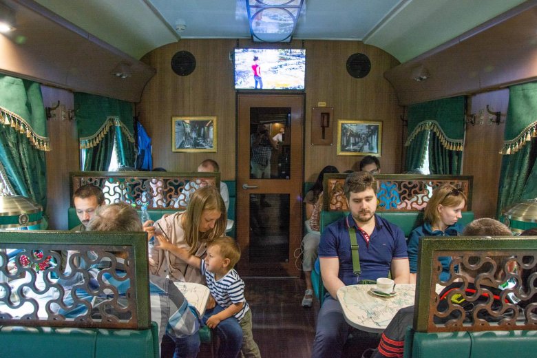Ретропоезд рускеала вагон ресторан