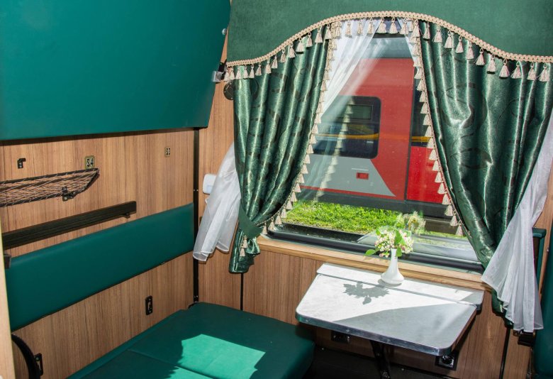 Вагон ресторан рускеальский экспресс