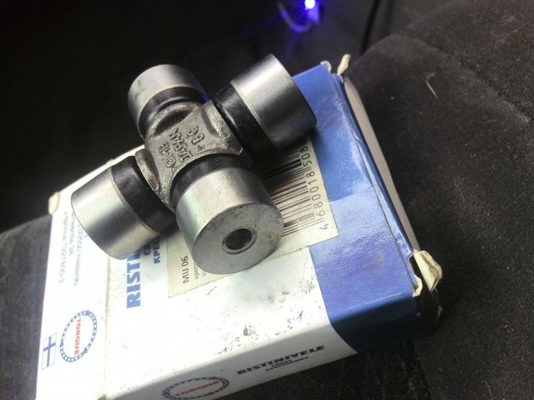 Крестовина кардан