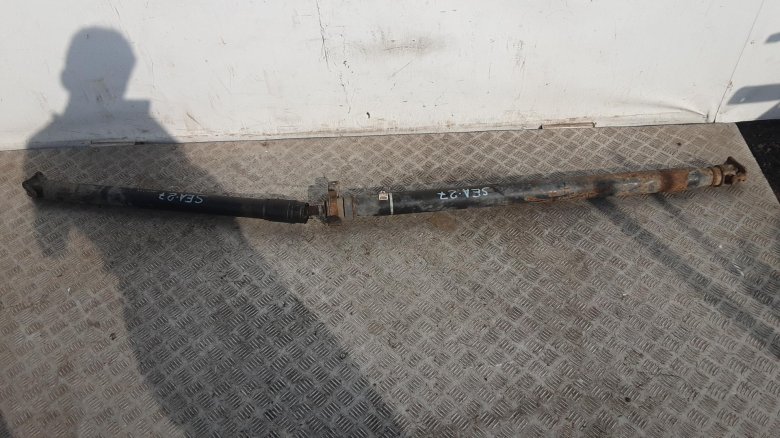 Карданный вал передний