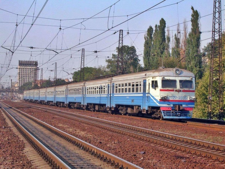 Эр 2 электропоезд