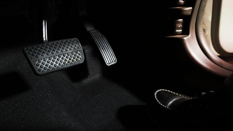 Педаль автомобиля