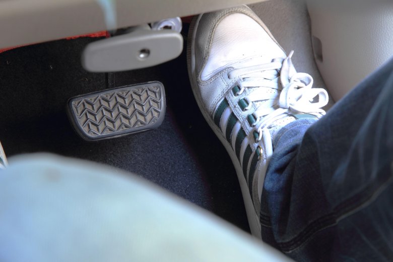 Педали автомобиля