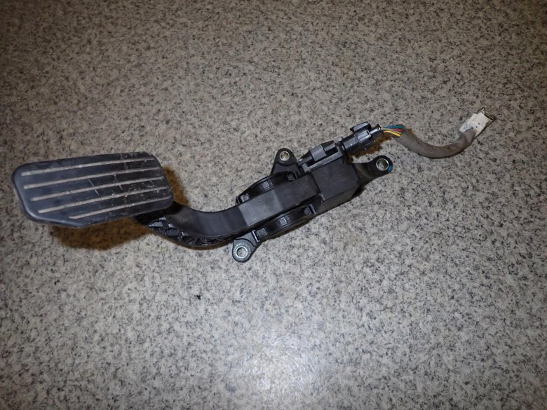 Педаль газа chevrolet aveo