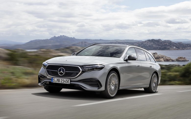 Мерседес е класс универсал
