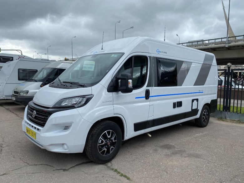 Микроавтобус пежо