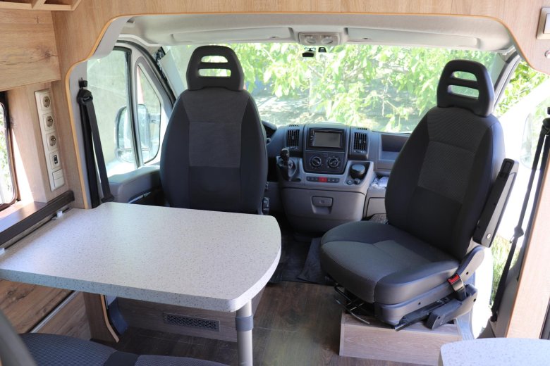 Пежо боксер салон люкс