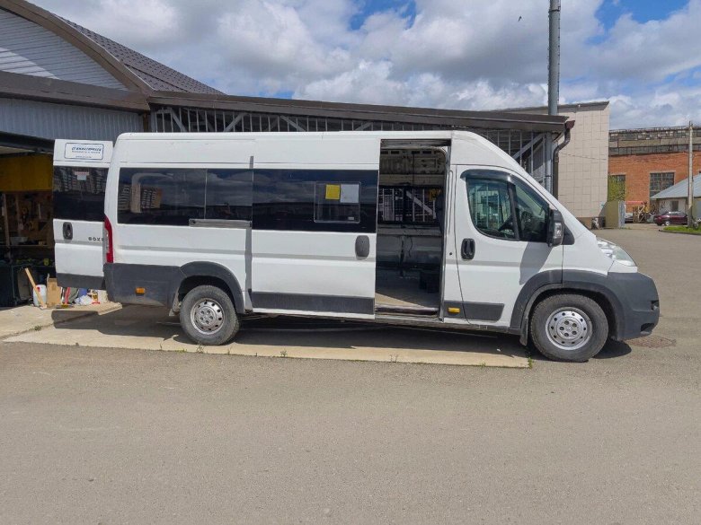 Микроавтобус пежо боксер