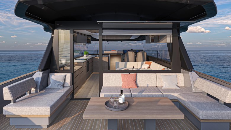 Корабль яхта