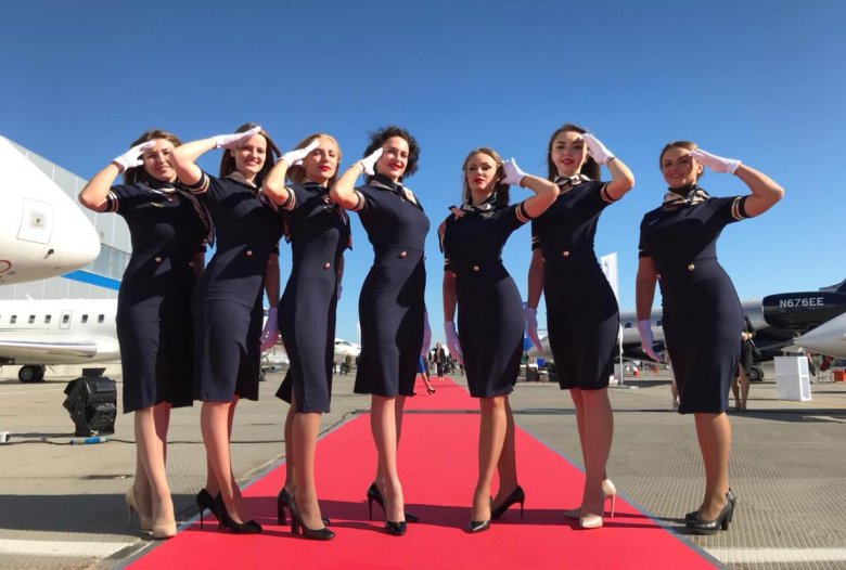Стюардессы авиакомпании россия