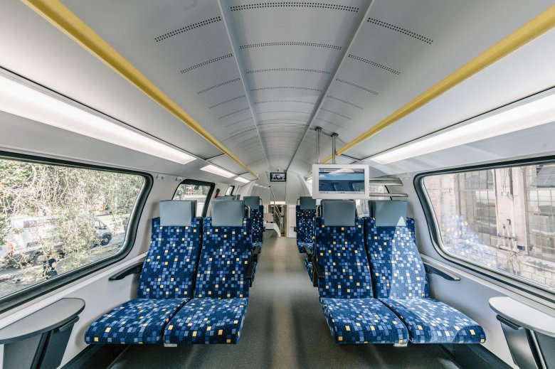 Kiss200 штадлер