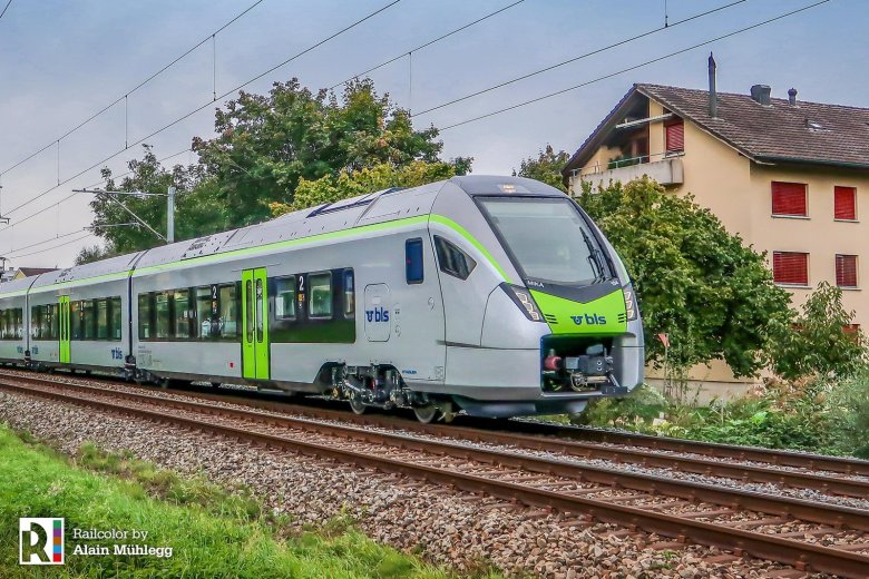 Stadler class 555