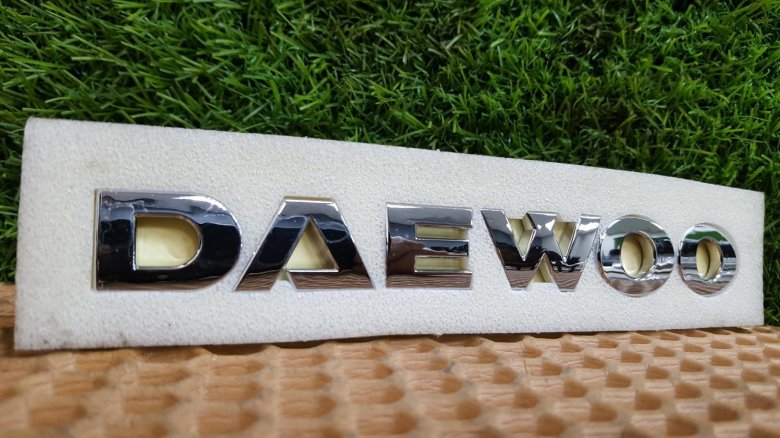 Шильдик на дэу нексия