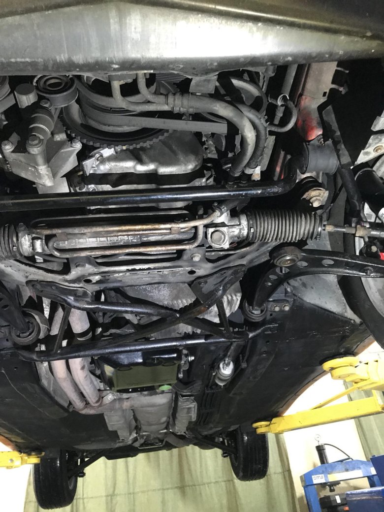 Bmw x5 e53 подвеска вид снизу