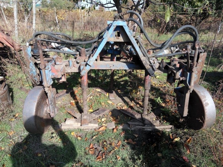 Культиватор виноградниковый кнв-3