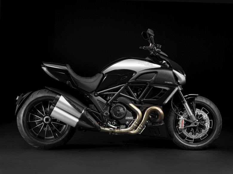 Ducati diavel мотоцикл