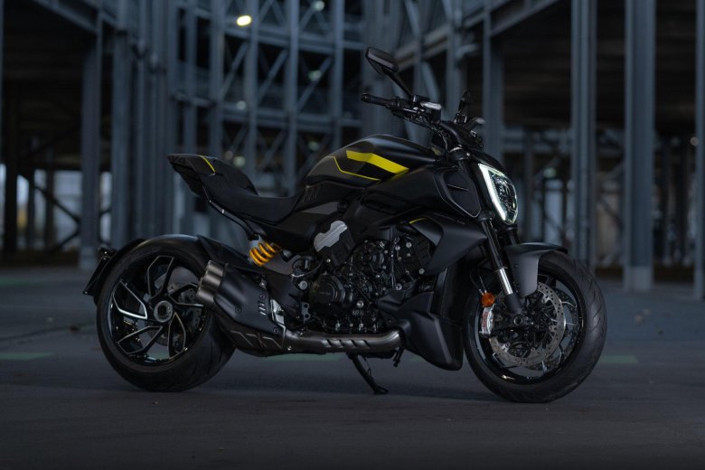 Ducati x diavel