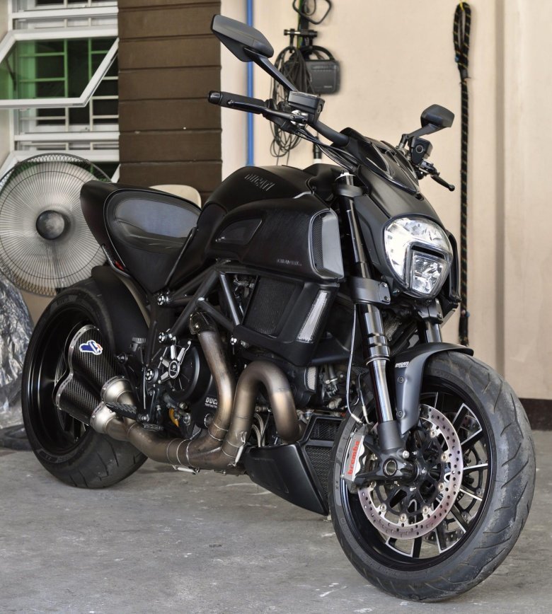 Ducati diavel