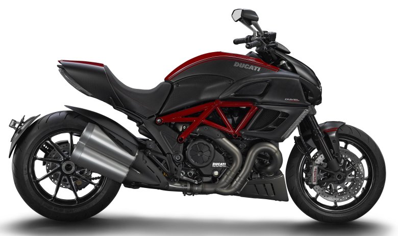Ducati diavel carbon 2011