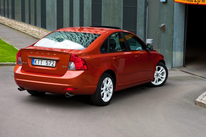 Вольво седан s 40