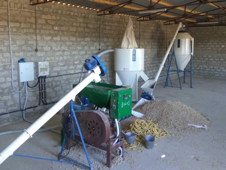 Мини комбикормовый завод