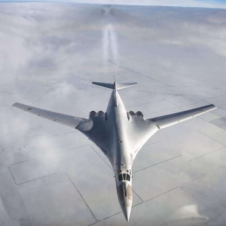 Бомбардировщик белый лебедь ту 160