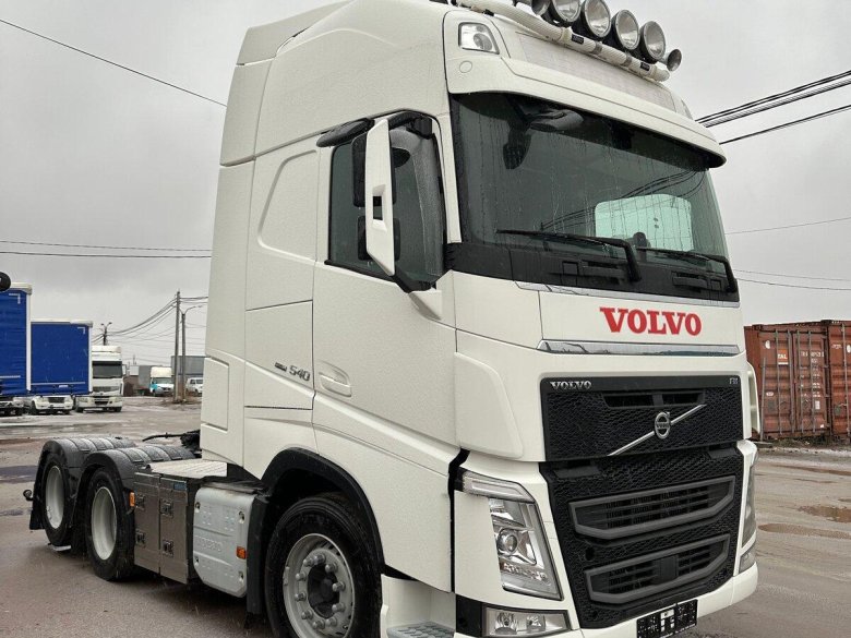Тягач вольво
