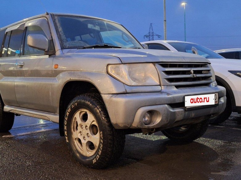 Mitsubishi pajero io 1998 2007