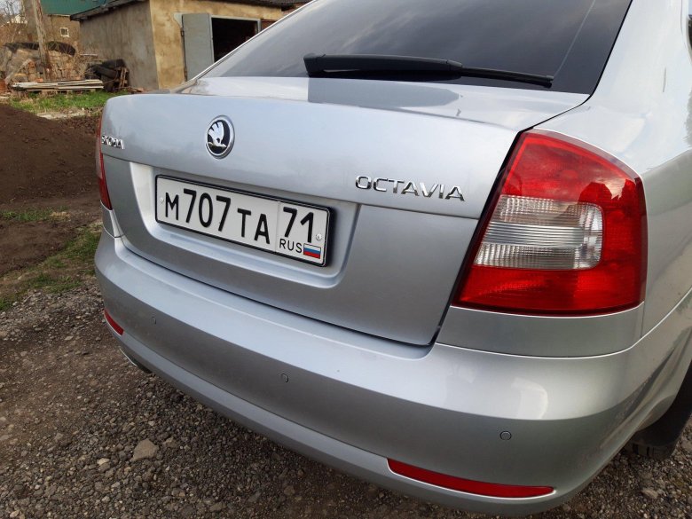 Шкода Октавия а5 сзади