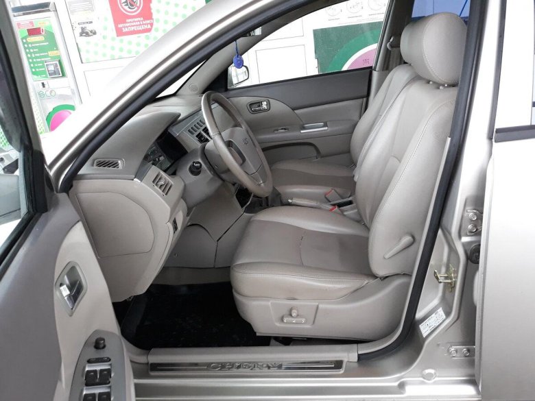 Chery fora 2007 салон