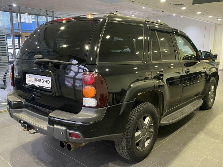 Шевроле трейлблейзер 2005г